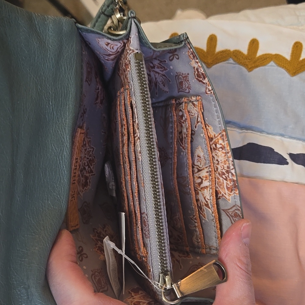 Hobo Jetty Crossbody Purse in Bottle Green - Picture 6 of 8